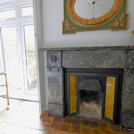Quirky Spacious Ground Floor Victorian Garden Flat ワージング エクステリア 写真