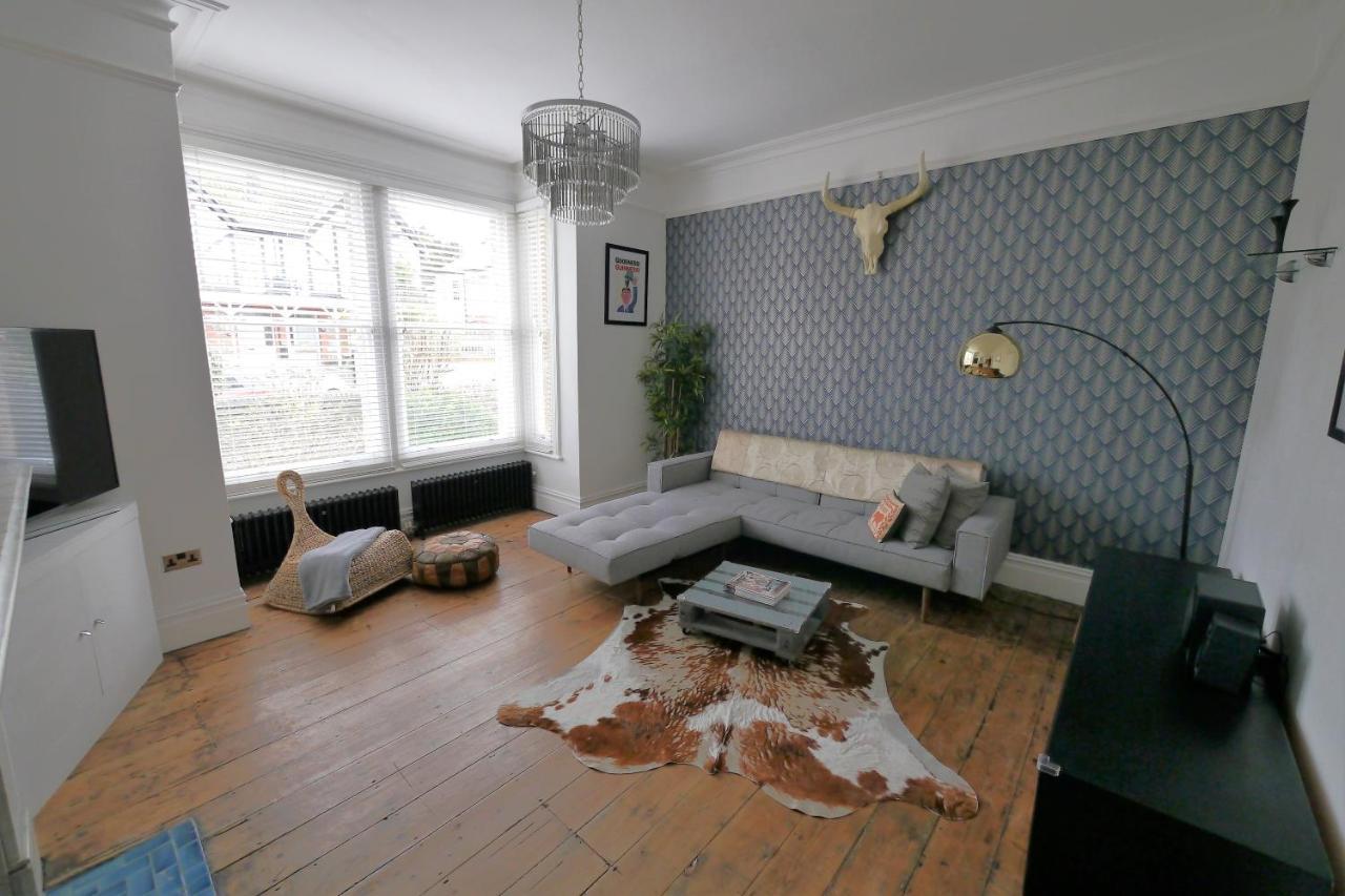 Quirky Spacious Ground Floor Victorian Garden Flat ワージング エクステリア 写真