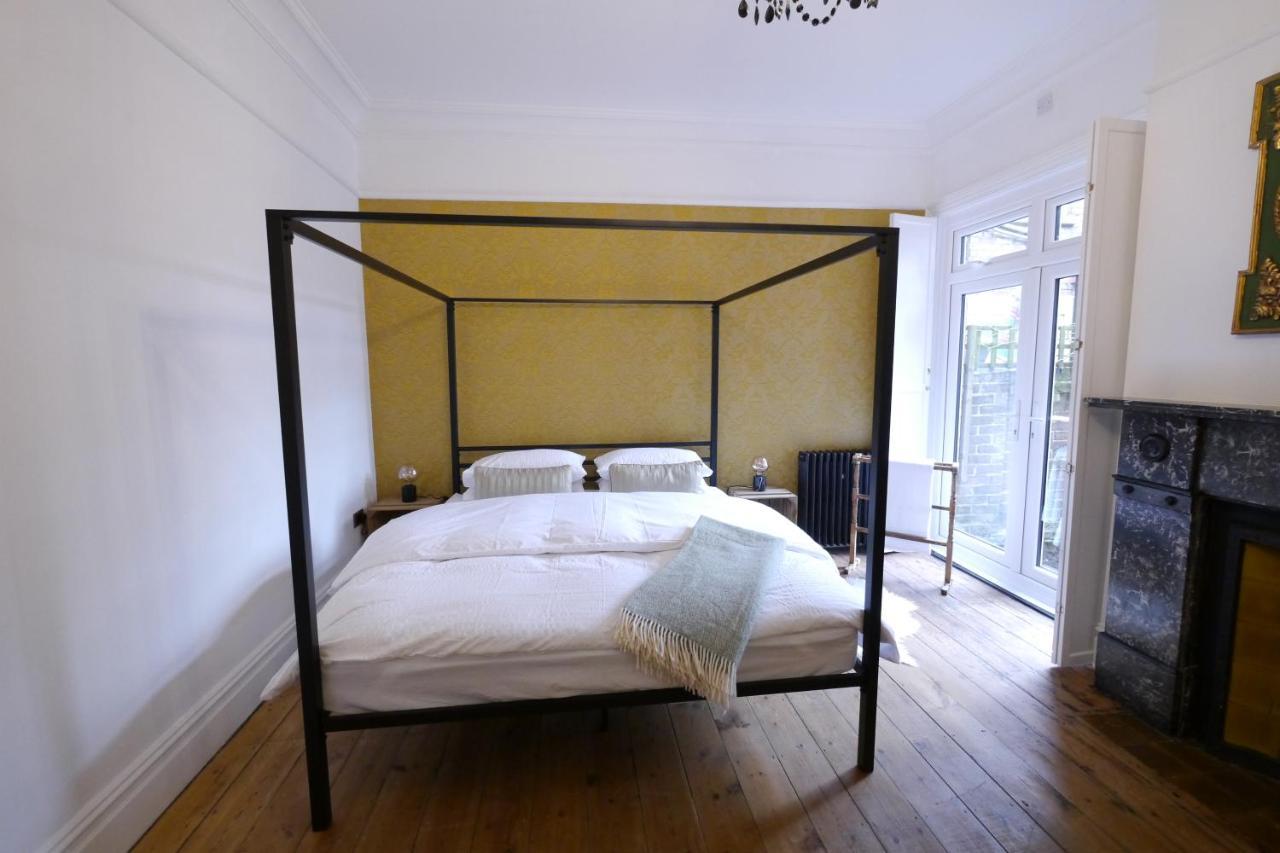 Quirky Spacious Ground Floor Victorian Garden Flat ワージング エクステリア 写真